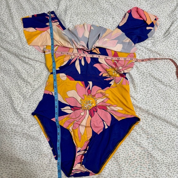 Trina Turk Breeze Ruffle Plunge Floral Tie Back One Piece Swimsuit Size 12 - Picture 8 of 8